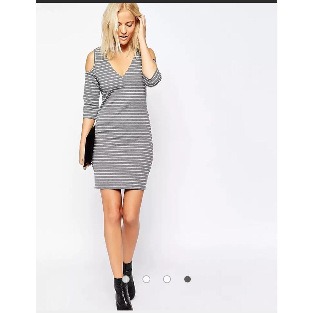 Isla Upstaged Dress Cold Shoulder V Neck Grey White Size Medium